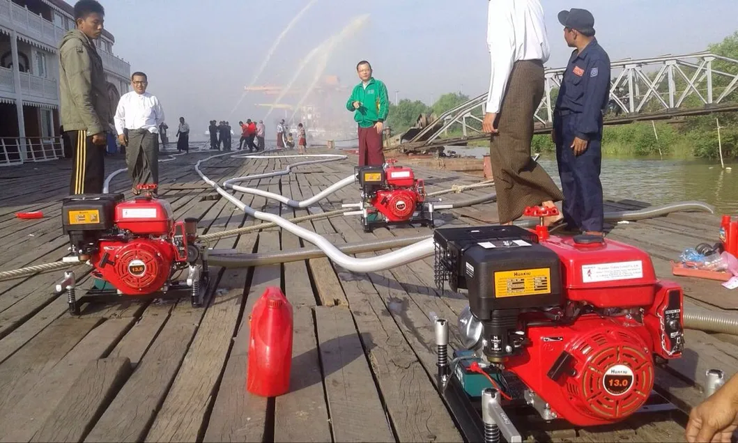 Fire Equipment 27HP 6bar 960lpm Honda Gx690 Portable Fighting Pump