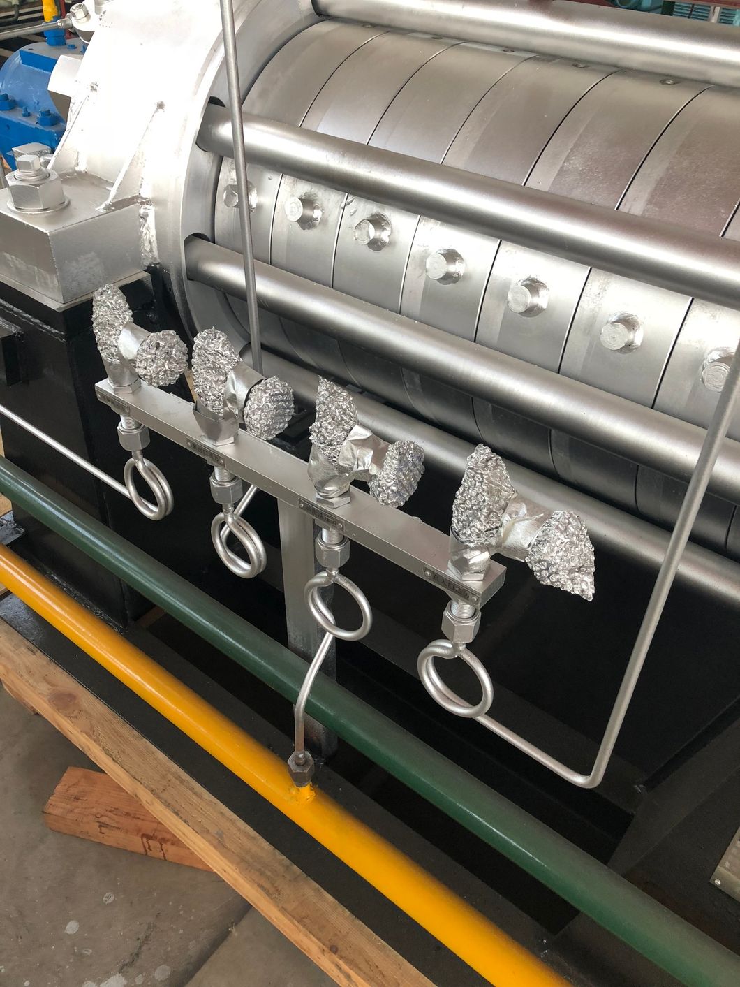 Single-Casing Radially Split Multistage Between Bearings Pumps, API 610 Standard.